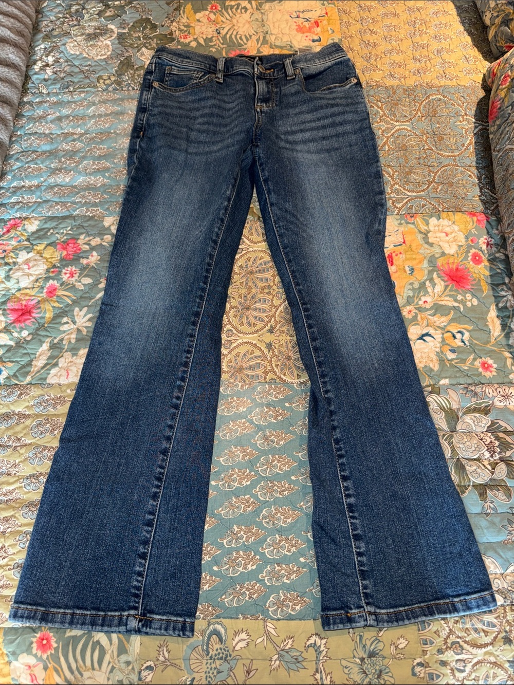 Banana Republic Women's Dark Blue Flare Jeans - Mid-Rise Stretch